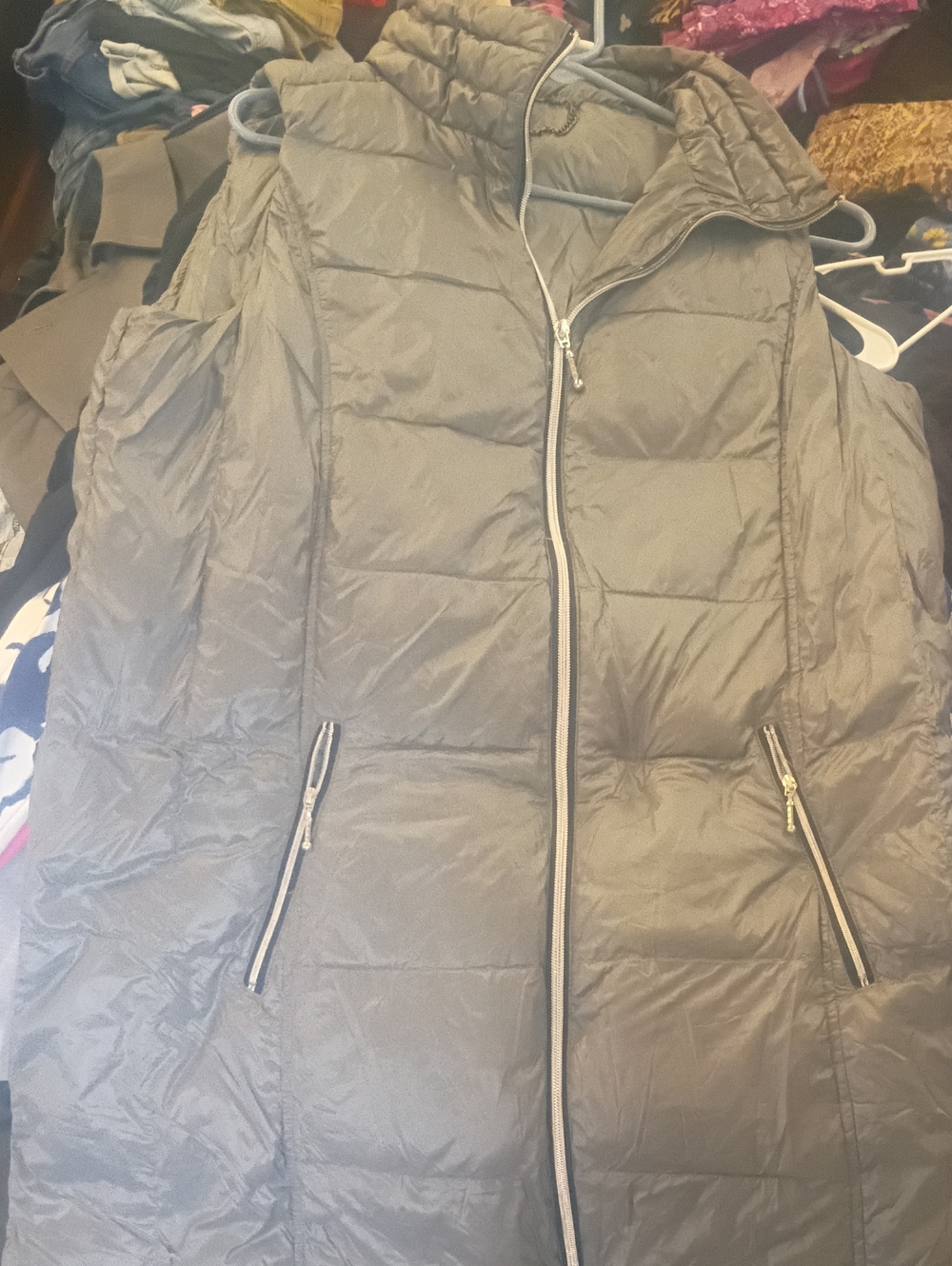 Women's Quilted Hooded Puffer Vest - Gray